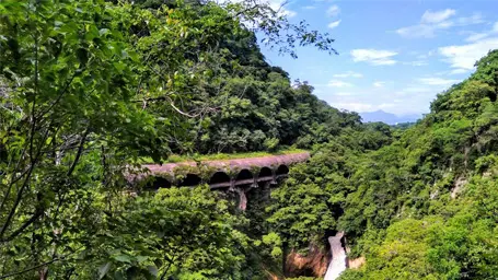 Caminata Barranca de Atoyac - Ruta del Cañón Escondido | Aventura y Paisajes Impresionantes