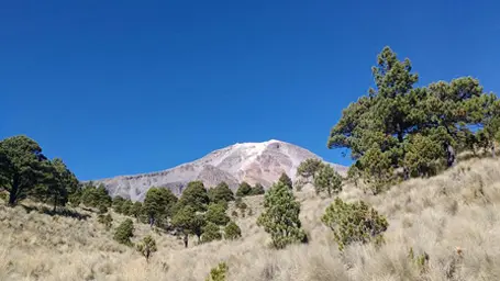 Torrecilla Roja - Ruta del Mirador Rojo | Aventura y Vistas Panorámicas