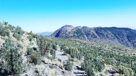 Sendero Cueva Negra - Ruta del Misterio Subterráneo | Exploración y Naturaleza